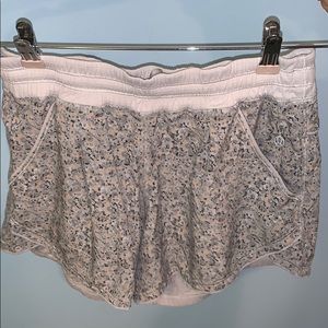 lululemon run times shorts!! NWOT